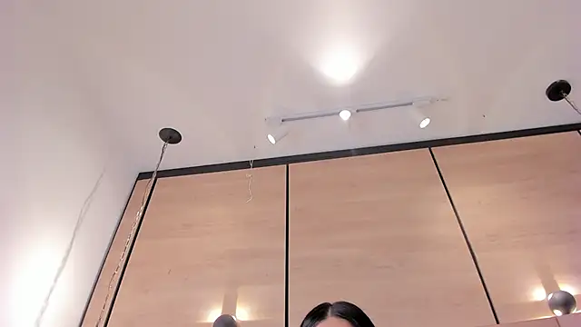 im mou  online show from 04-15-26, 07:58