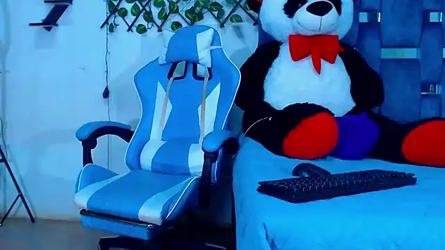 Hakim prettynigg online show from 11-03-25, 05:38