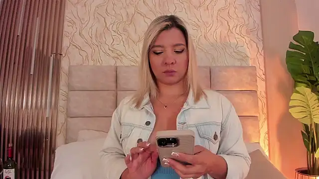 Snapshot of Gaia_Stone chatting on 04-14-26, 11:04 Gaia Stone online show from 04-14-26, 11:04