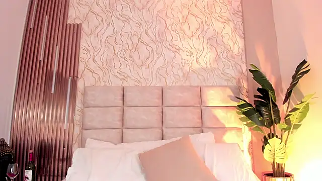 Snapshot of Gaia_Stone chatting on 02-13-26, 12:05 Gaia Stone online show from 02-13-26, 12:05