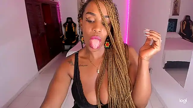 Snapshot of TAYLORR778 chatting on 01-24-25, 07:07 TAYLORR778 online show from 01-24-25, 07:07