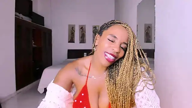 TAYLORR778 online show from 07-09-26, 07:13