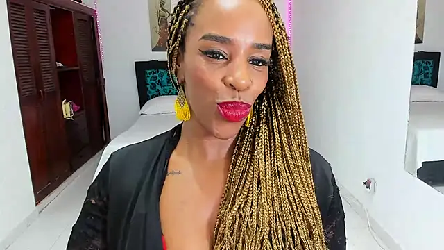 Snapshot of TAYLORR778 chatting on 01-31-25, 12:40 TAYLORR778 online show from 01-31-25, 12:40