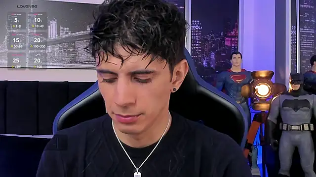 Snapshot of Jeick-Dawson chatting on 01-24-25, 01:35 Jeick-Dawson online show from 01-24-25, 01:35