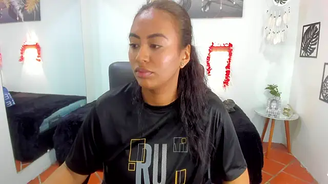 Snapshot of tracycum chatting on 02-26-25, 04:16 tracycum online show from 02-26-25, 04:16