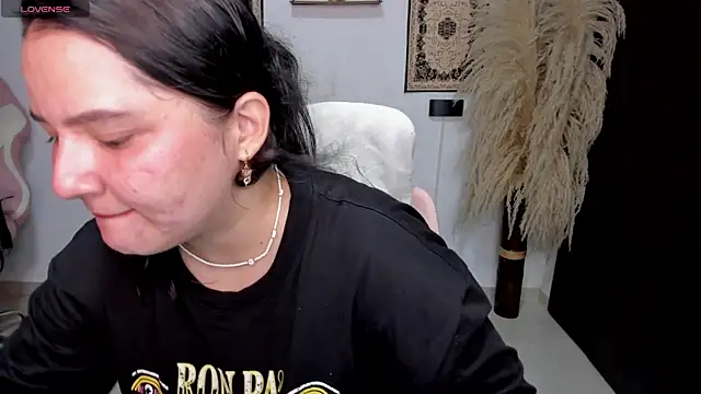 ibeth diaz online show from 06-15-26, 01:28
