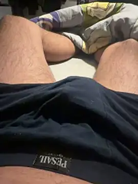 spritzerboy23 online show from 12-21-25, 10:43