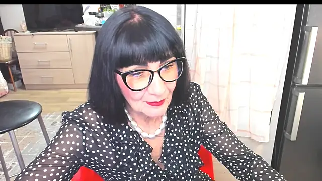 Snapshot of Tina_Joness chatting on 02-28-25, 06:52 Tina Joness online show from 02-28-25, 06:52