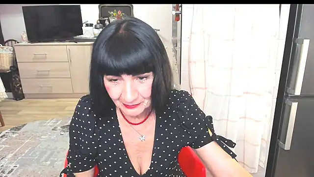 Snapshot of Tina_Joness chatting on 02-19-25, 08:41 Tina Joness online show from 02-19-25, 08:41