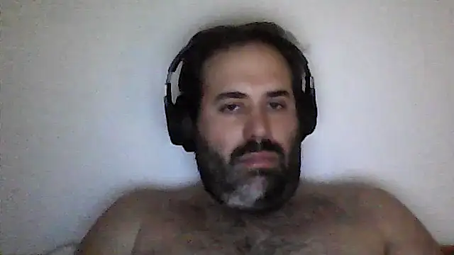 Snapshot of The_Masterxxx14 chatting on 05-09-26, 03:15 The Masterxxx14 online show from 05-09-26, 03:15