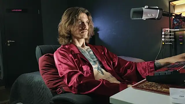 Snapshot of TechnoJesus chatting on 07-10-26, 06:30 TechnoJesus online show from 07-10-26, 06:30