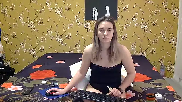 Karlabby online show from 03-22-25, 05:06