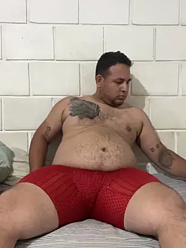 Snapshot of Teacher_sexy chatting on 12-18-25, 03:38 Teacher sexy online show from 12-18-25, 03:38