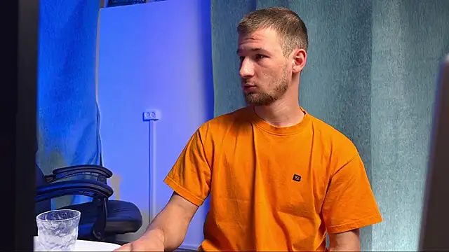 Farmer James online show from 10-01-25, 04:22