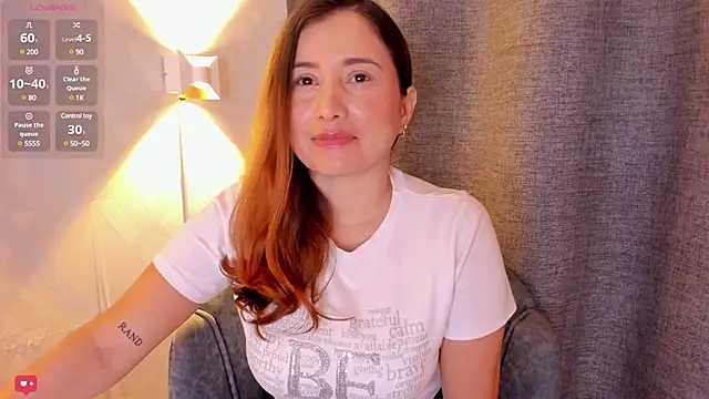 Angela smile online show from 12-17-24, 02:33