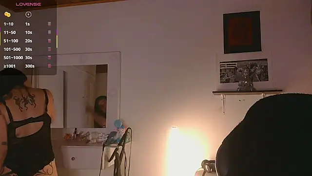 Snapshot of val_bardot chatting on 05-07-26, 04:39 val bardot online show from 05-07-26, 04:39