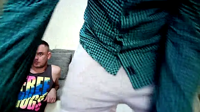 Alex Tobey online show from 10-03-25, 01:20