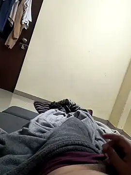 Snapshot of rajstrip12650 chatting on 02-01-26, 01:37 rajstrip12650 online show from 02-01-26, 01:37