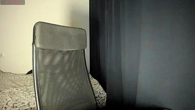 Ella   Bell online show from 11-18-25, 12:30