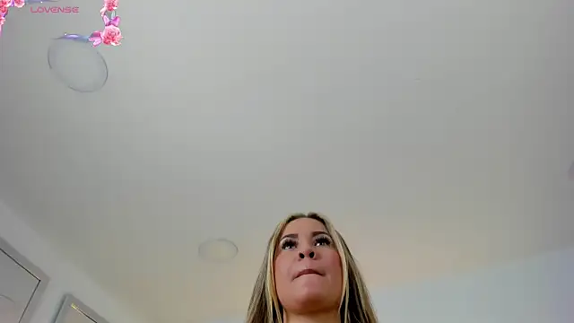 TaylorEvanss online show from 07-04-26, 07:40