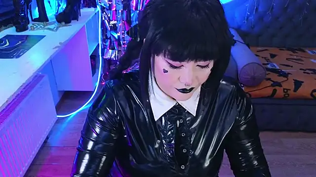 wickedxqueen online show from 03-14-25, 04:43