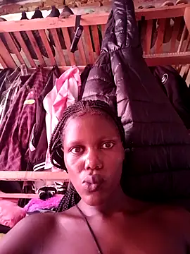 Snapshot of Slender-simple1 chatting on 09-23-25, 10:33 Slender-simple1 online show from 09-23-25, 10:33