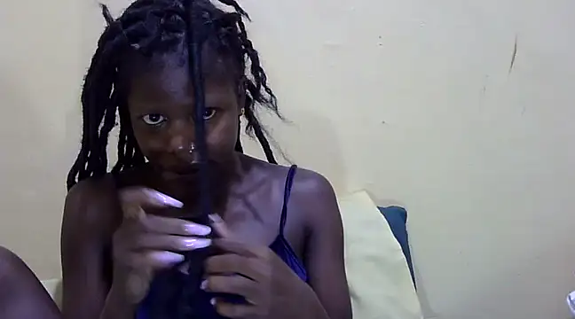 Snapshot of Slender-simple1 chatting on 03-03-25, 09:24 Slender-simple1 online show from 03-03-25, 09:24