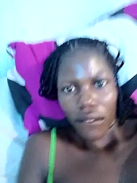 Snapshot of Slender-simple1 chatting on 09-19-25, 03:38 Slender-simple1 online show from 09-19-25, 03:38