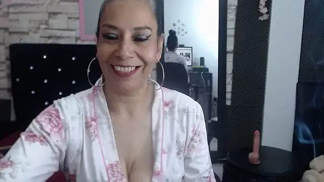 MarianaNight02 online show from 10-11-25, 09:38