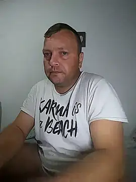 Snapshot of Bury0117 chatting on 09-30-25, 05:46 Bury0117 online show from 09-30-25, 05:46