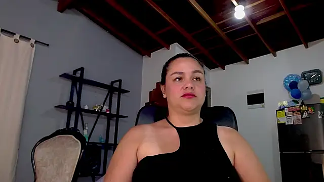 Snapshot of maela1 chatting on 10-19-25, 07:11 maela1 online show from 10-19-25, 07:11