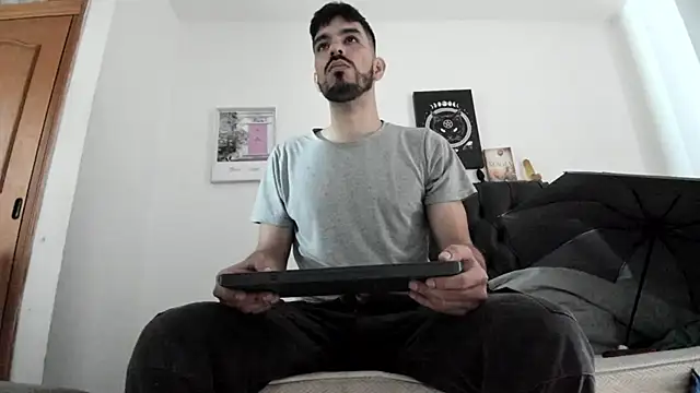 JohanyLatino online show from 02-25-25, 12:05