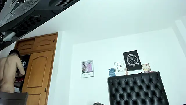 JohanyLatino online show from 02-21-25, 12:06