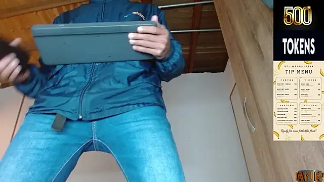 JohanyLatino online show from 04-14-26, 06:57