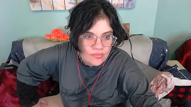 EverlyRays online show from 12-21-25, 08:53