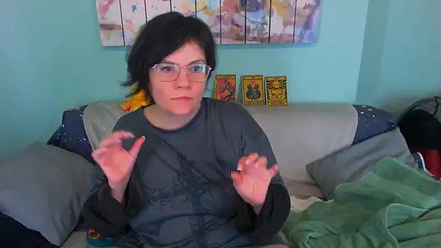 EverlyRays online show from 02-12-26, 06:57