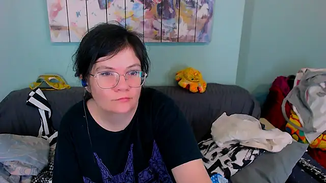 EverlyRays online show from 04-11-26, 11:52