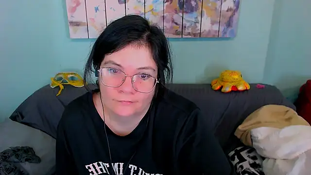 EverlyRays online show from 04-26-26, 04:59
