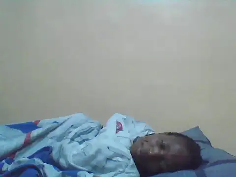 Smillie prety online show from 03-06-26, 06:19