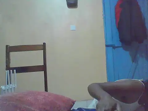 Snapshot of Smillie_prety chatting on 07-10-26, 05:40 Smillie prety online show from 07-10-26, 05:40