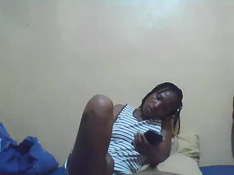 Smillie prety online show from 12-23-25, 03:28