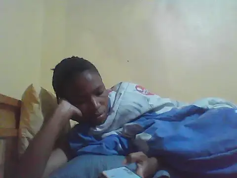 Snapshot of Smillie_prety chatting on 05-22-26, 05:27 Smillie prety online show from 05-22-26, 05:27