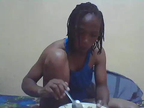 Smillie prety online show from 12-20-25, 05:21