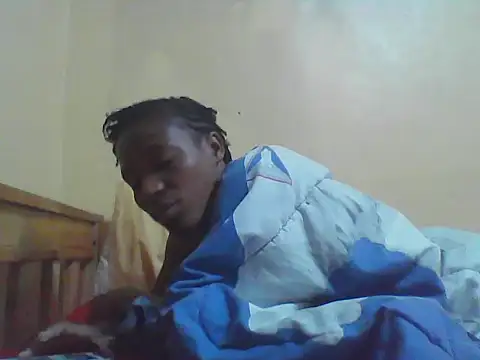 Snapshot of Smillie_prety chatting on 05-24-26, 12:32 Smillie prety online show from 05-24-26, 12:32