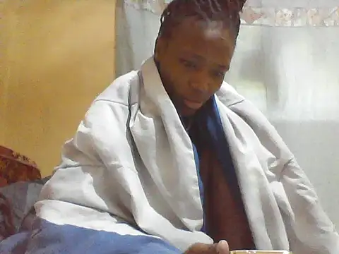 Snapshot of Smillie_prety chatting on 07-19-26, 05:27 Smillie prety online show from 07-19-26, 05:27