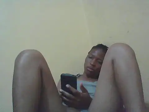 Smillie prety online show from 11-12-25, 03:32