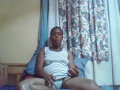 Snapshot of Smillie_prety chatting on 07-08-26, 05:24 Smillie prety online show from 07-08-26, 05:24