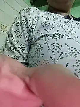 Snapshot of sematomar chatting on 10-27-25, 03:29 sematomar online show from 10-27-25, 03:29