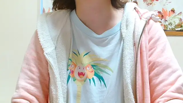 Snapshot of liliyRiSAcha-n chatting on 11-05-25, 07:11 liliyRiSAcha-n online show from 11-05-25, 07:11