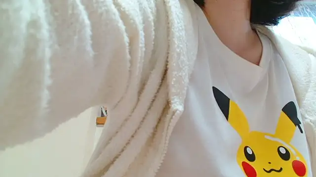 Snapshot of liliyRiSAcha-n chatting on 03-04-26, 07:38 liliyRiSAcha-n online show from 03-04-26, 07:38